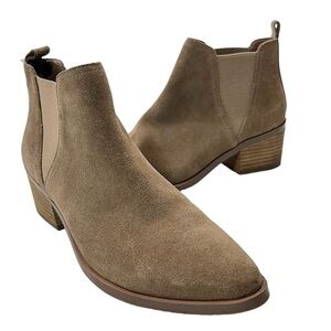 Dolce Vita Zipporah Tan Suede Chelsea Ankle Boots Women’s Size 8